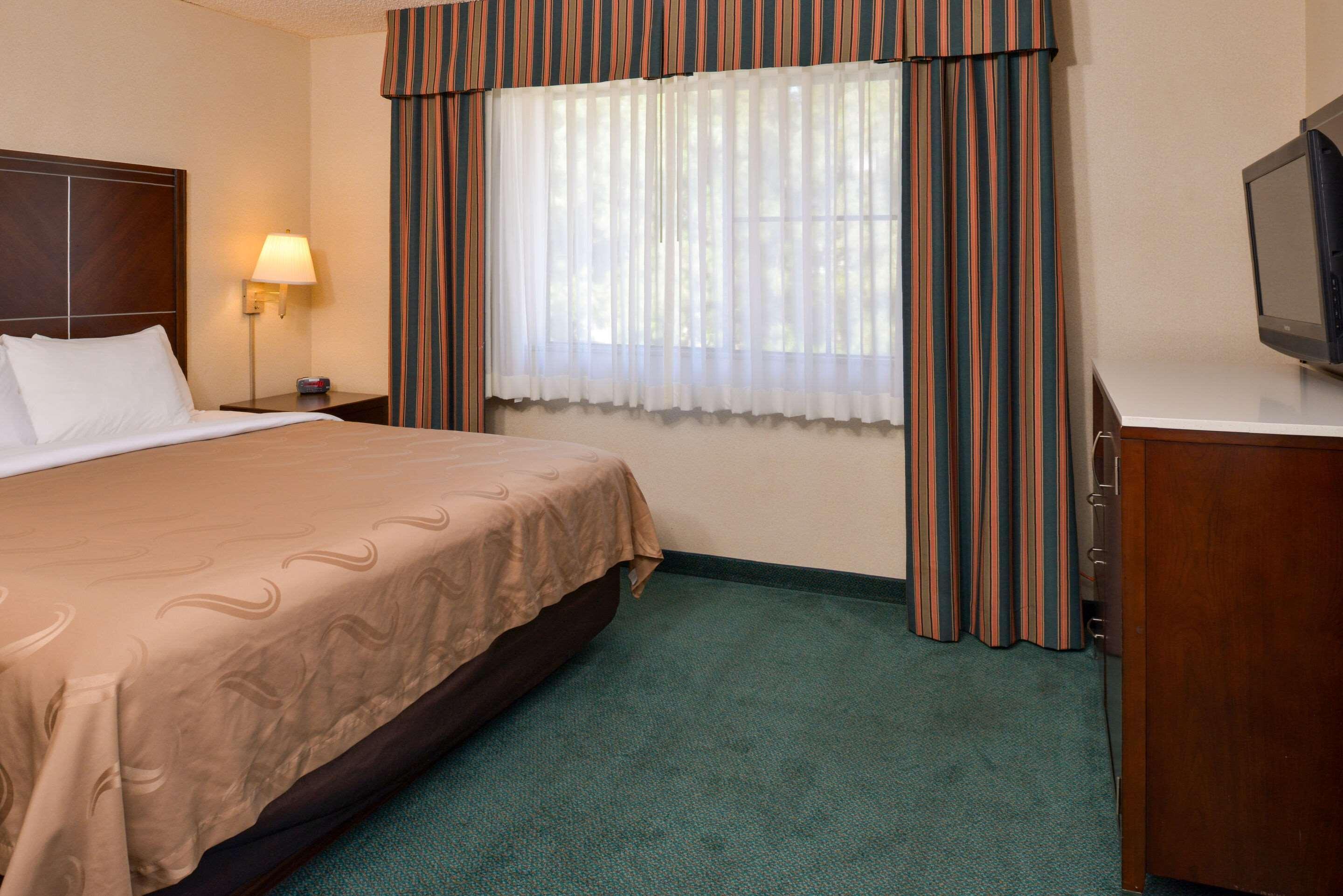 Quality Inn & Suites Walnut - City Of Industry Extérieur photo