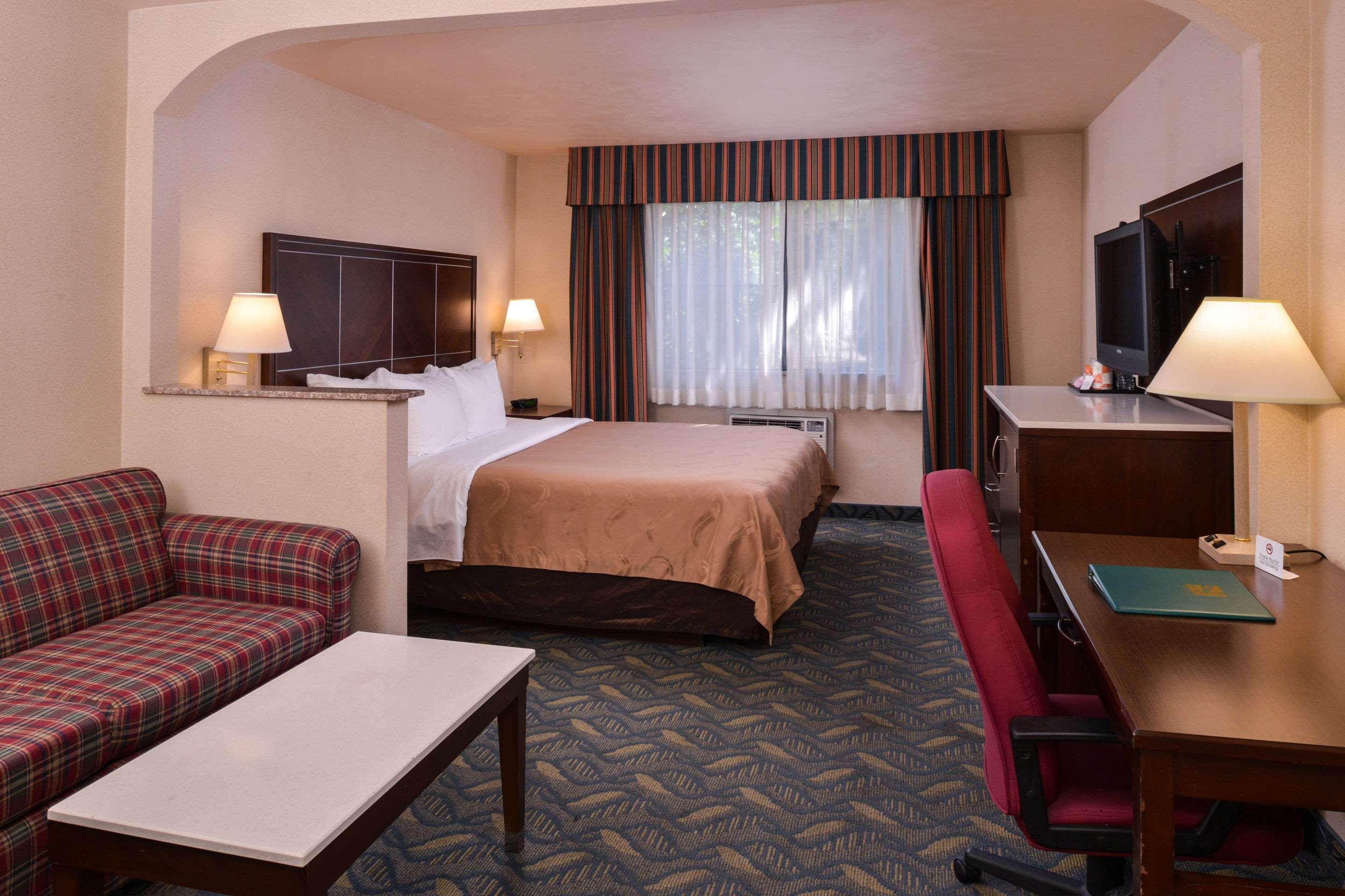 Quality Inn & Suites Walnut - City Of Industry Extérieur photo
