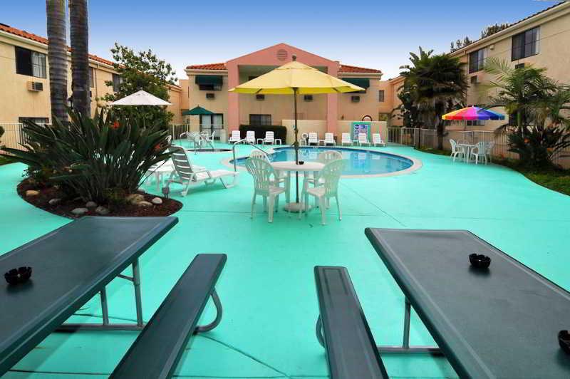 Quality Inn & Suites Walnut - City Of Industry Extérieur photo