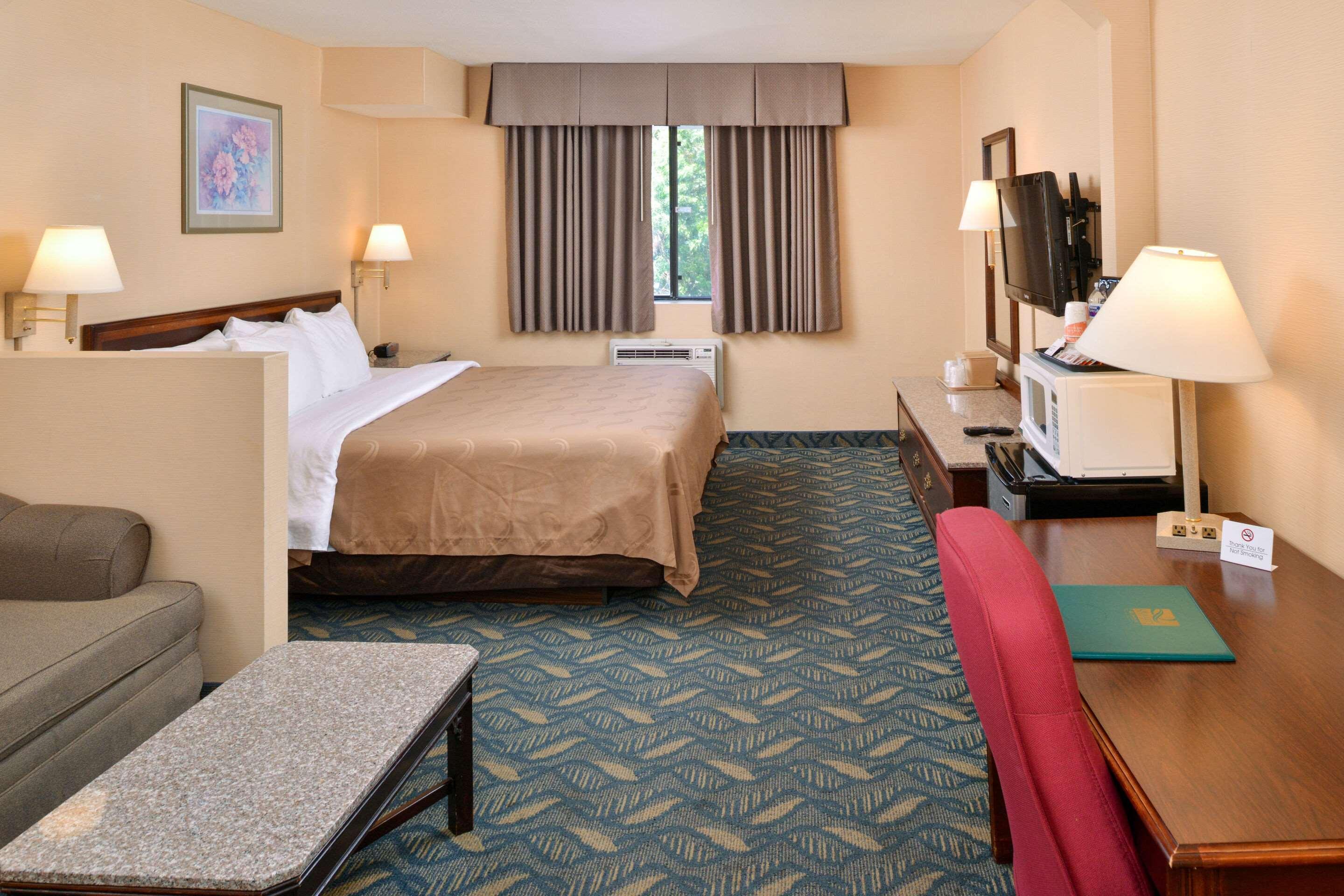 Quality Inn & Suites Walnut - City Of Industry Extérieur photo