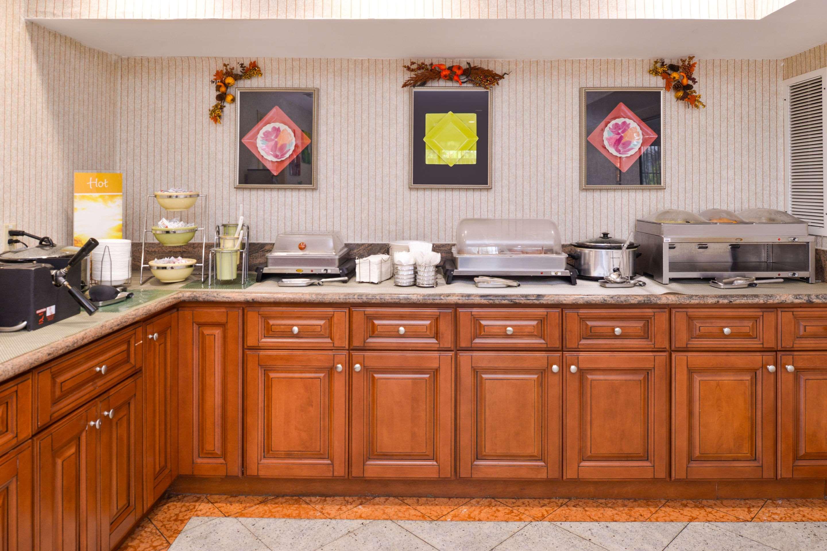 Quality Inn & Suites Walnut - City Of Industry Extérieur photo